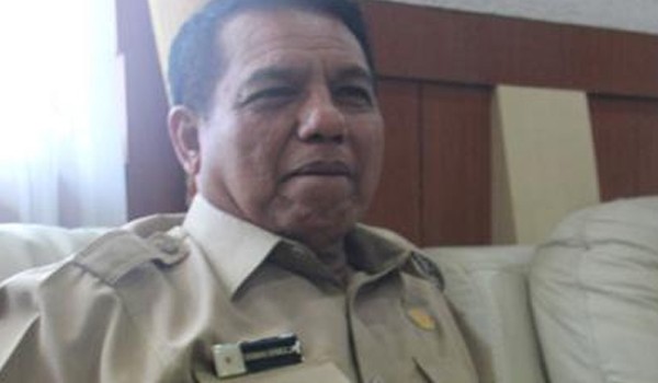 <b>Foto:</b> Bupati Tanjabbar Usman Ermulan